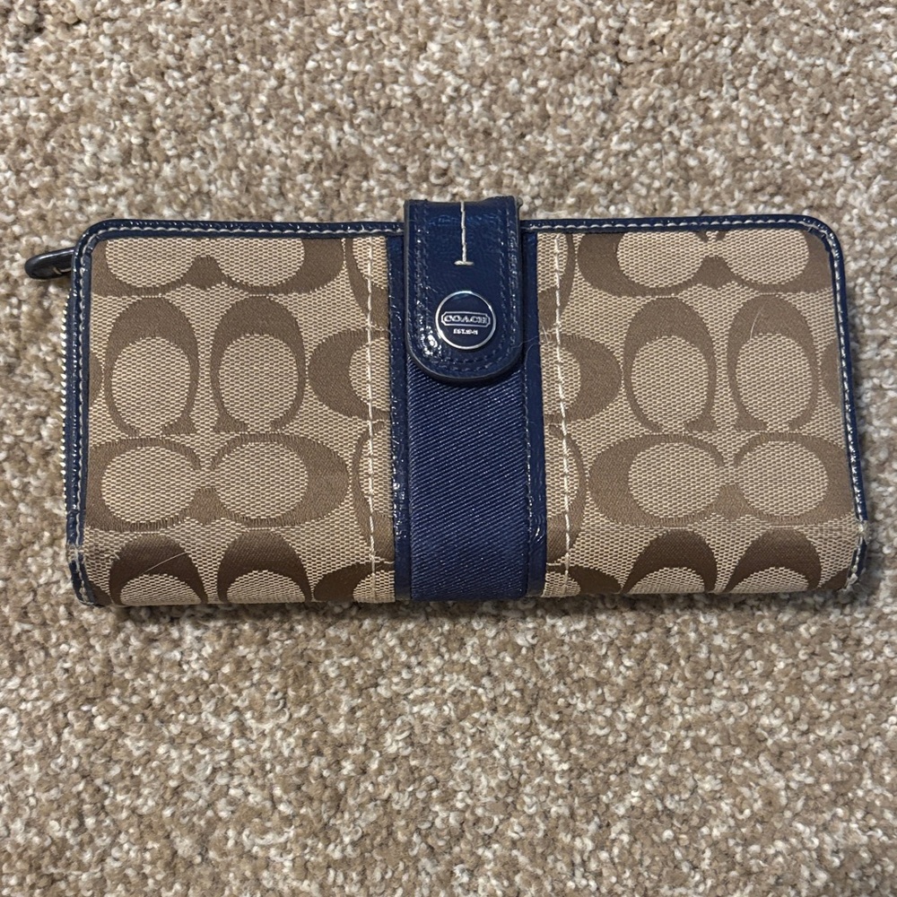 Coach Signature Tan and Navy Wallet